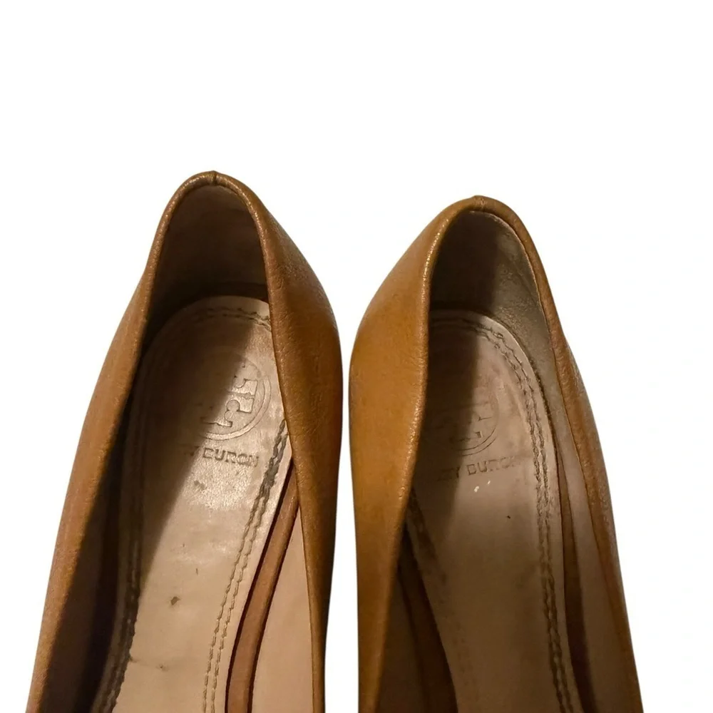 Tory Burch Brown 
Tory Burch Tan Leather Sally Peep Toe Wedge
Pumps Size 38 - Picture 5 of 10